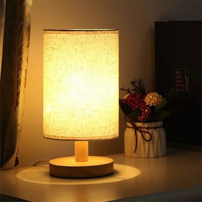 Lampe de table en bois